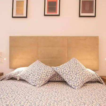 Apartment Murallas De Con Garaje 4 Pax *